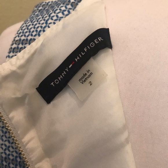 NWT Tommy Hilfiger Classic shift style woven blue/white striped dress - Picture 4 of 4
